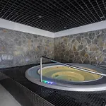 Park B26 Baseny, Sauna, Silownia 스클라르스카포렘바